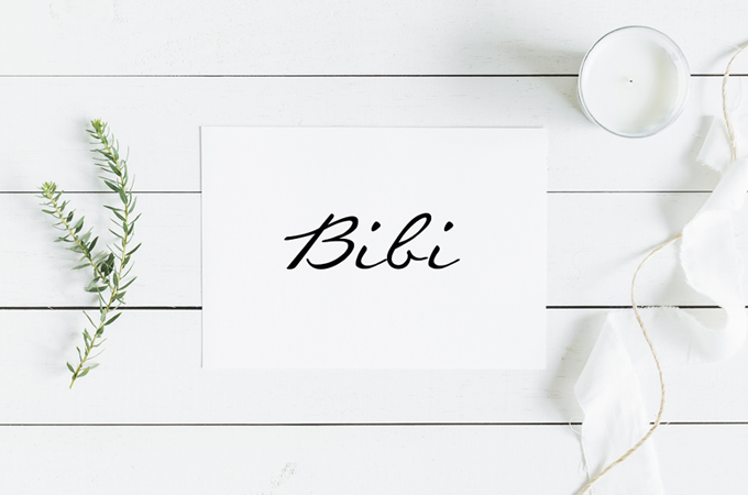 Real Life Minimalists: Bibi